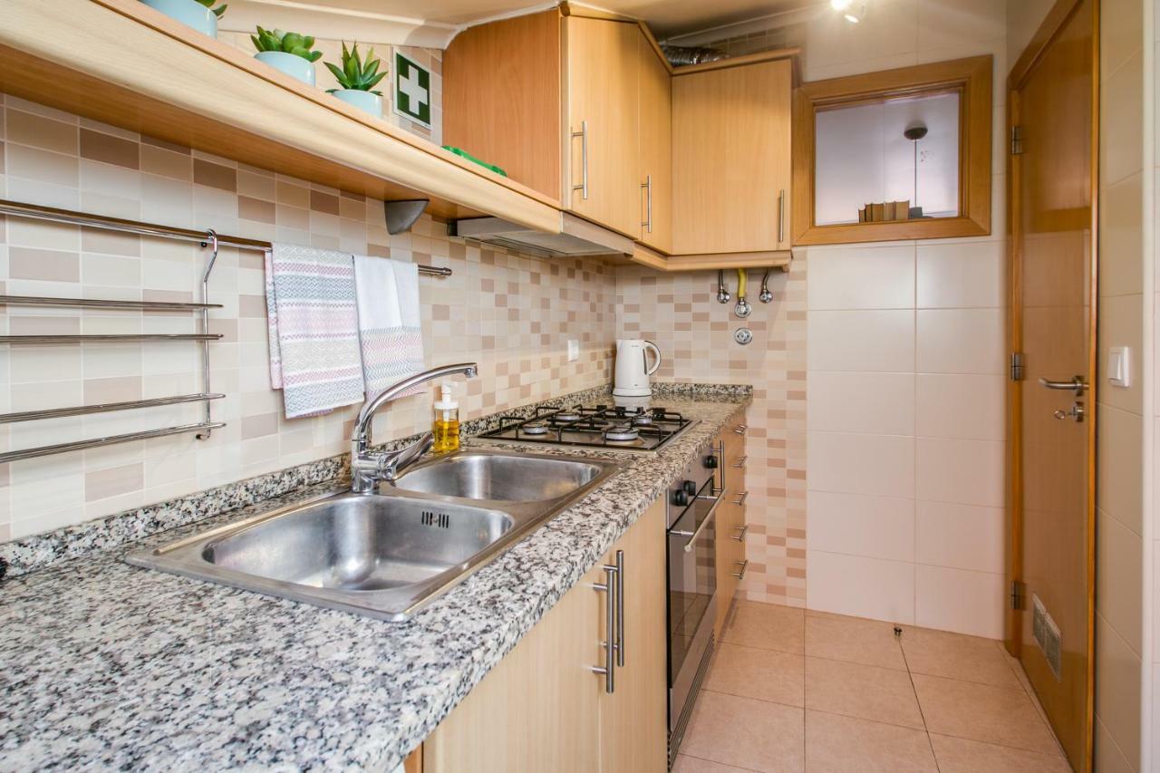 Central Gem I - Lisbon Trendy Santos District Екстер'єр фото